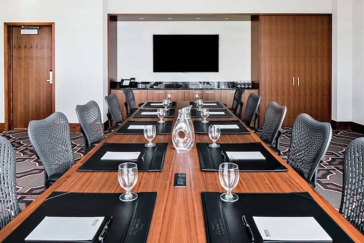 Meeting facility